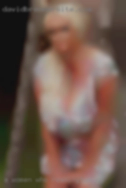 A women who is friendly and Readington, NJ open minded.